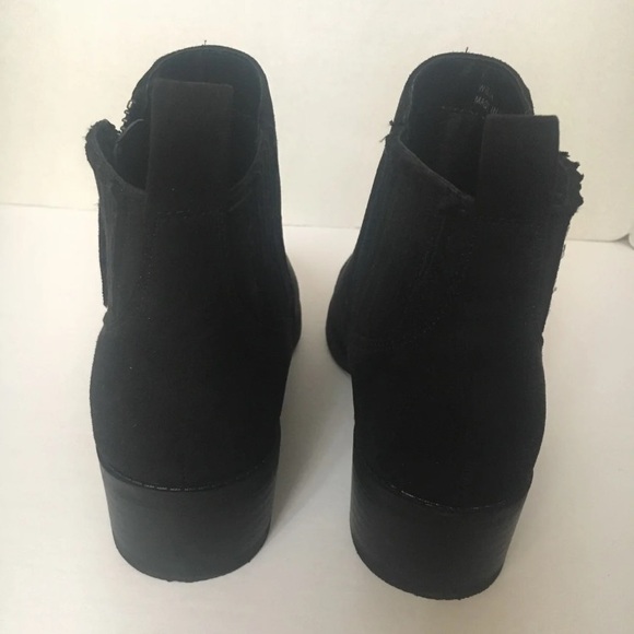 Lexi & Abbie Black Ankle Booties - Picture 5 of 8